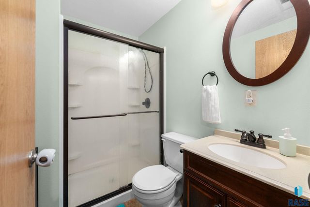 7909 W 48th St Street, Sioux Falls, SD 57106