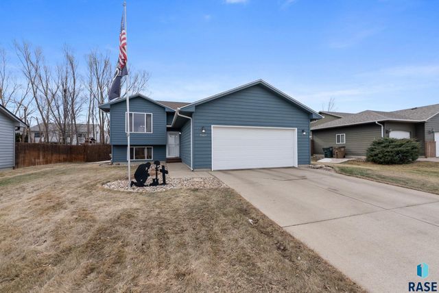 7909 W 48th St Street, Sioux Falls, SD 57106