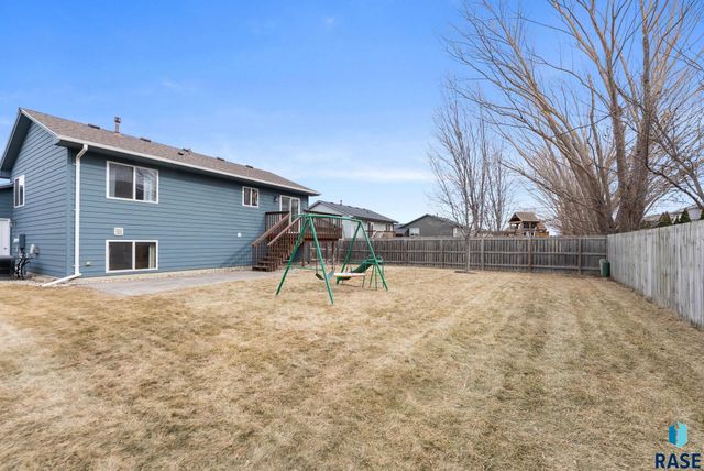 7909 W 48th St Street, Sioux Falls, SD 57106
