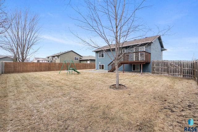 7909 W 48th St Street, Sioux Falls, SD 57106