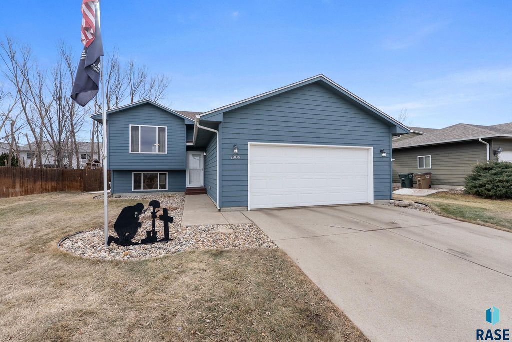 7909 W 48th St Street, Sioux Falls, SD 57106