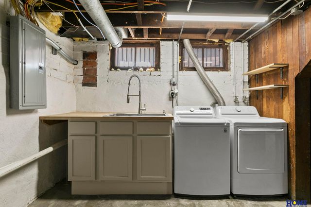 2025 B Street, Lincoln, NE 68502