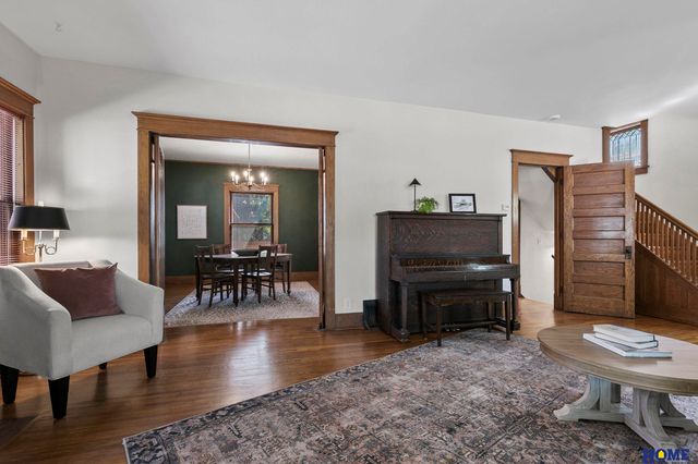 2025 B Street, Lincoln, NE 68502