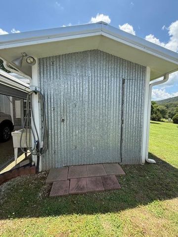 548 Chamberlain Road, Lafayette, GA 30728