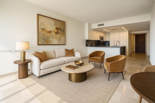 88 SW 7th Street 806, Miami, FL 33130