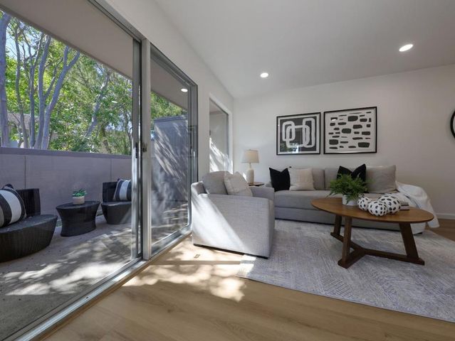 841 W California Avenue D, Sunnyvale, CA 94086