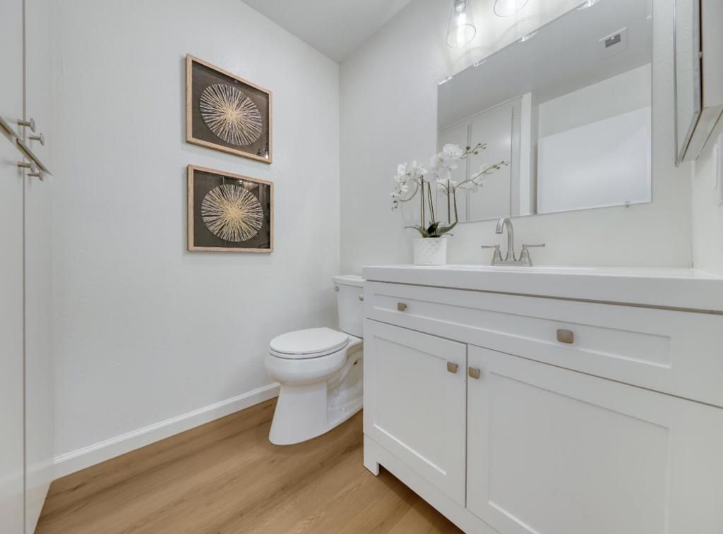 Image 11 of property listing at 841 W California Avenue D, Sunnyvale, CA 94086
