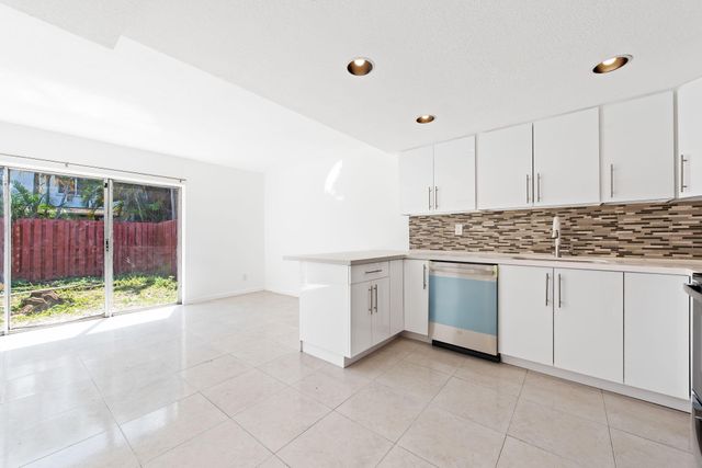 3770 SW 59th Terrace 53, Davie, FL 33314