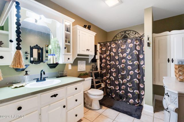 1004 Hugh Drive, St. Martinville, LA 70582