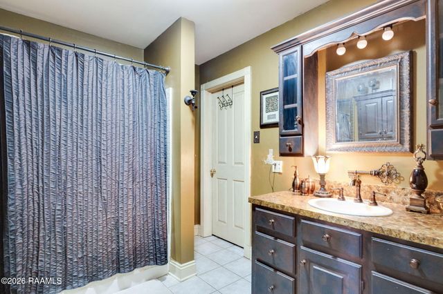 1004 Hugh Drive, St. Martinville, LA 70582