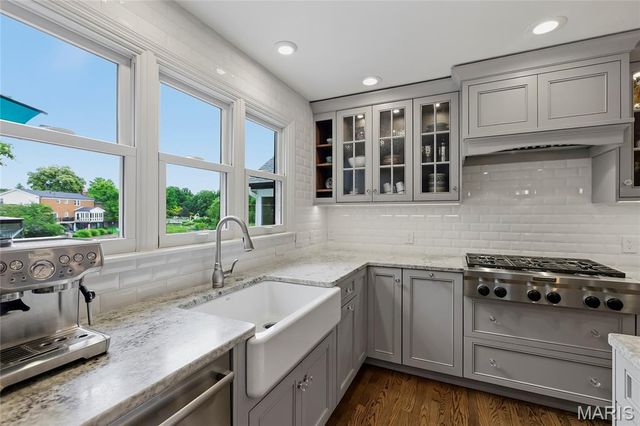 1931 Lymington Common, Chesterfield, MO 63005
