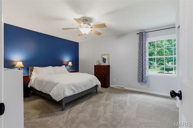 1931 Lymington Common, Chesterfield, MO 63005