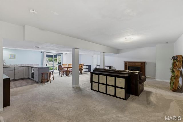 1931 Lymington Common, Chesterfield, MO 63005