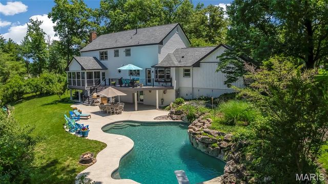1931 Lymington Common, Chesterfield, MO 63005