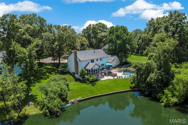 1931 Lymington Common, Chesterfield, MO 63005