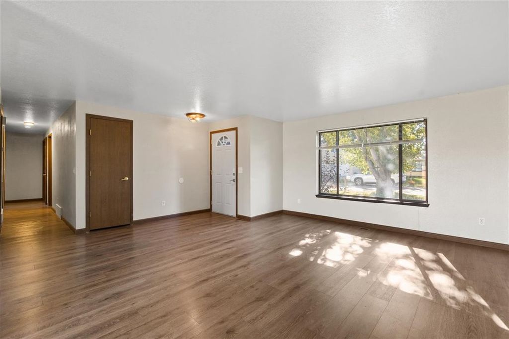 3343 Barley Circle, Billings, MT 59102 photo 2