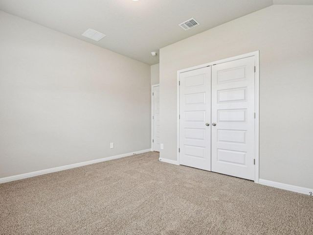 150 Coopers Hawk CRST, Cedar Creek, TX 78612