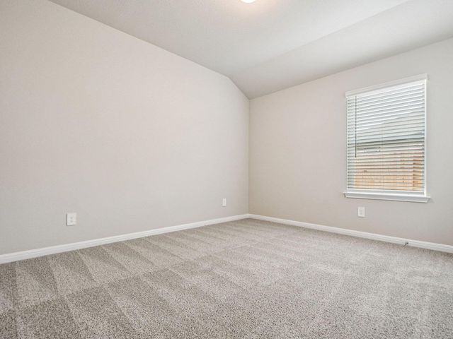 150 Coopers Hawk CRST, Cedar Creek, TX 78612