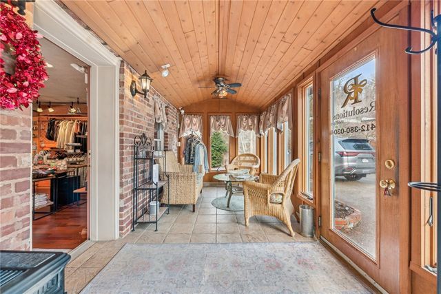 4713 Northern Pike, Monroeville, PA 15146