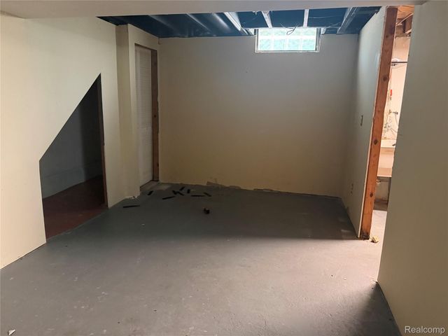 934 Harvard Road, Berkley, MI 48072