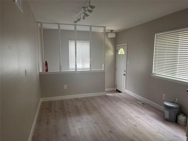 934 Harvard Road, Berkley, MI 48072