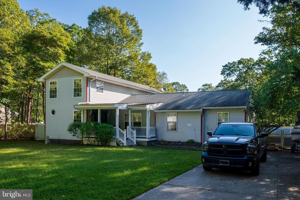 115 DOUGLASS AVE, Egg Harbor Township, NJ 08234