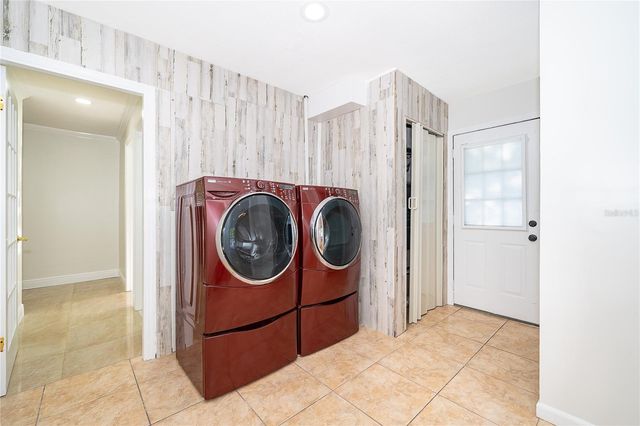 2462 CAROLTON ROAD, Maitland, FL 32751