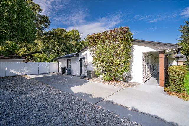 2462 CAROLTON ROAD, Maitland, FL 32751
