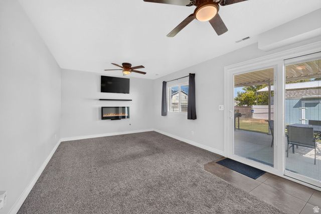 2432 W 1915 N, Clinton, UT 84015