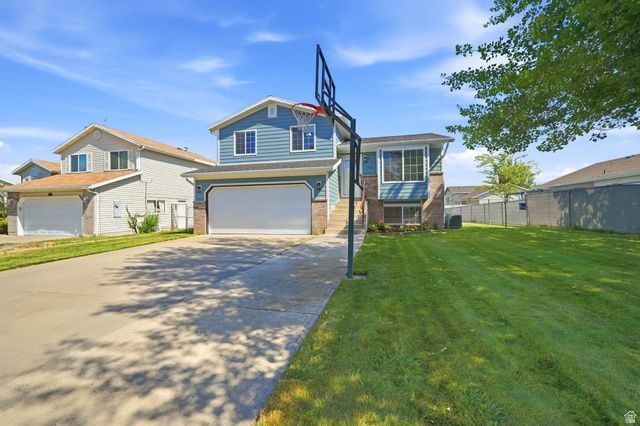 2432 W 1915 N, Clinton, UT 84015