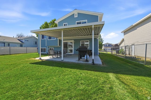 2432 W 1915 N, Clinton, UT 84015
