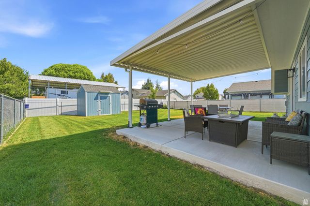 2432 W 1915 N, Clinton, UT 84015