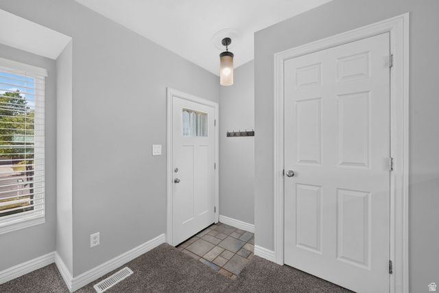 2432 W 1915 N, Clinton, UT 84015
