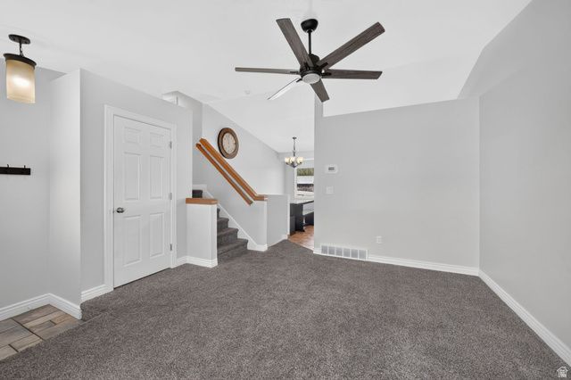 2432 W 1915 N, Clinton, UT 84015