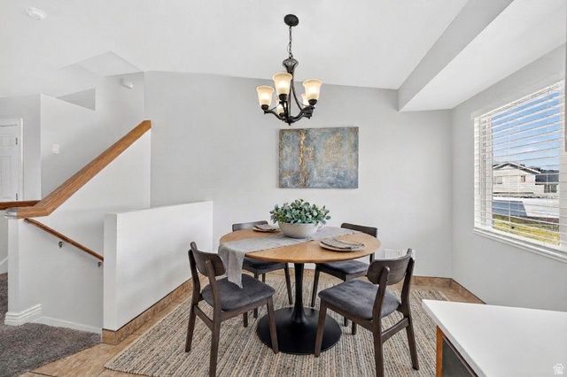 2432 W 1915 N, Clinton, UT 84015