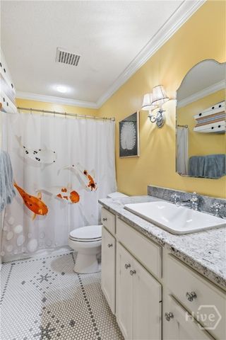 41 Grimball Point Road, Savannah, GA 31406