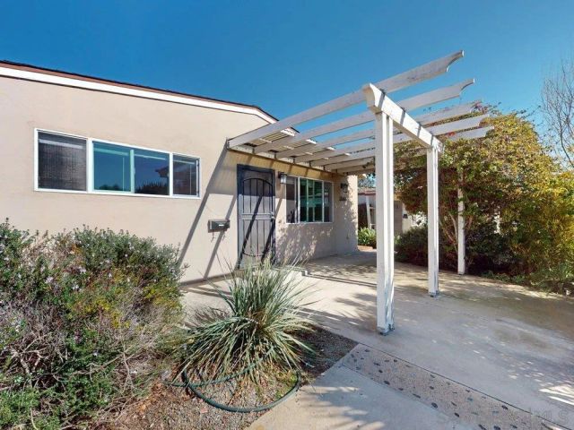 3346-48 Luna Ave., San Diego, CA 92117