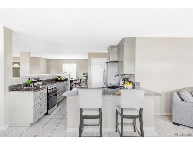 212 Mulligan Lake Dr, Mead, CO 80542