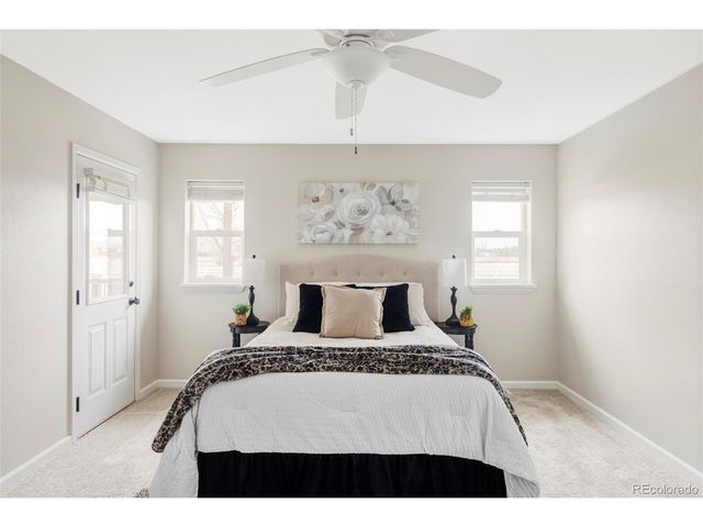 212 Mulligan Lake Dr, Mead, CO 80542