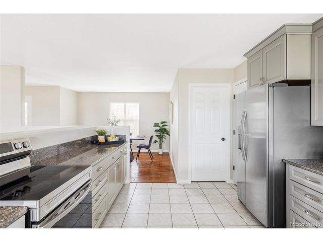 212 Mulligan Lake Dr, Mead, CO 80542