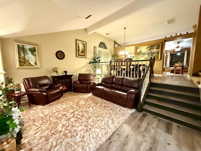 1423 Southwood Way, Roseville, CA 95747