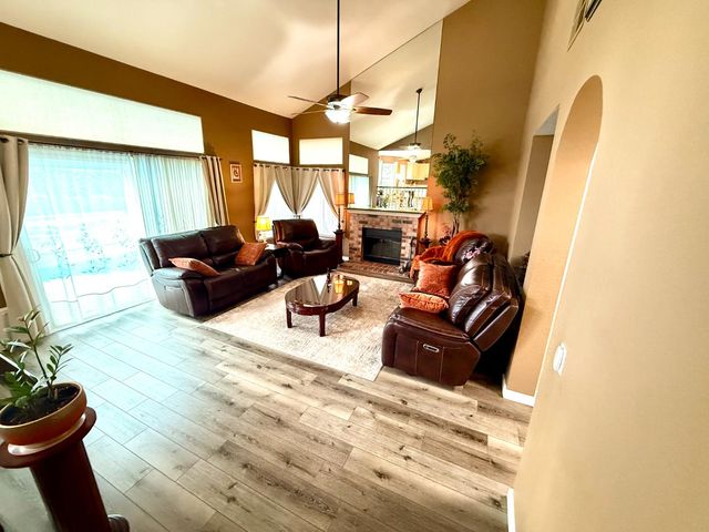 1423 Southwood Way, Roseville, CA 95747