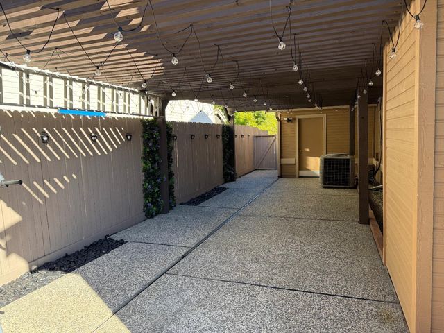 1423 Southwood Way, Roseville, CA 95747