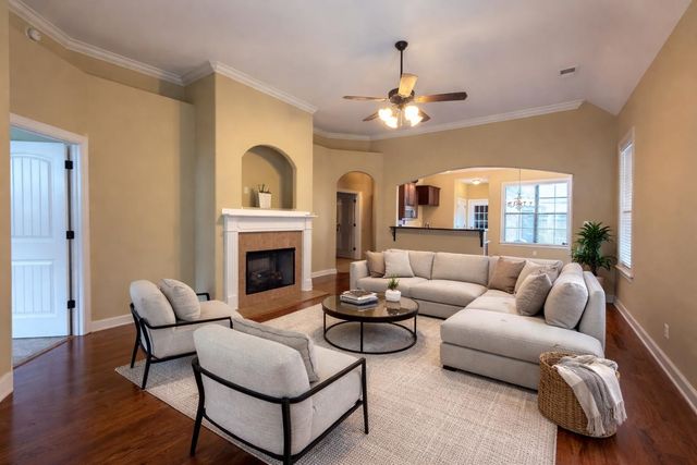 6845 LAGRANGE GROVE DR, Cordova, TN 38018