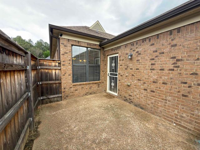 6845 LAGRANGE GROVE DR, Cordova, TN 38018