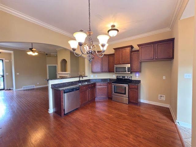 6845 LAGRANGE GROVE DR, Cordova, TN 38018