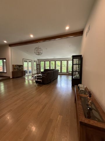 2841 Orange Brace Road, Riverwoods, IL 60015