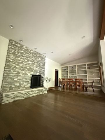 2841 Orange Brace Road, Riverwoods, IL 60015