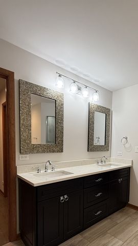 2841 Orange Brace Road, Riverwoods, IL 60015