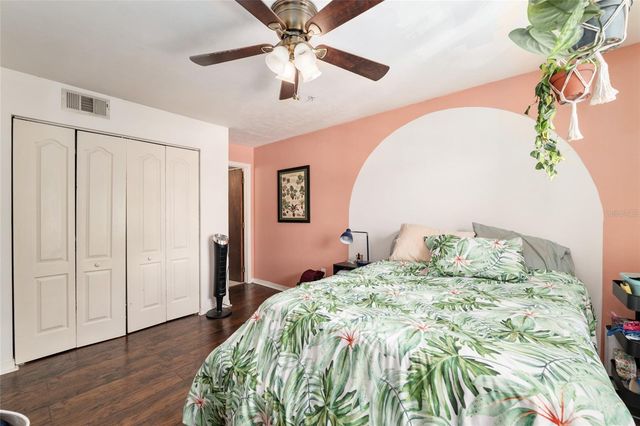 2360 SW ARCHER ROAD 811, Gainesville, FL 32608